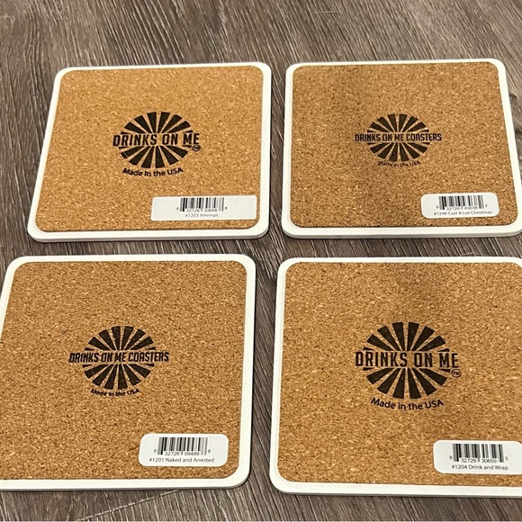 ๐Fun Cork Christmas Coasters- Set of 4- NWT - Picture 2 of 2